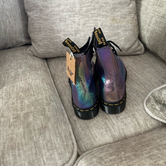 Dr Marten Purple 1460 Rainbow Ray Mermaid Boots - RARE - Picture 7 of 11
